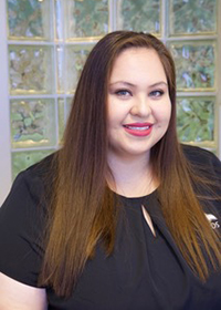 Staff member: Candice